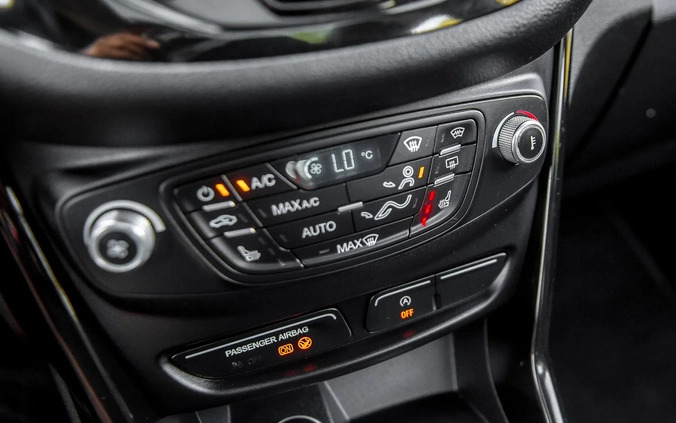 Ford B-MAX cena 32900 przebieg: 143111, rok produkcji 2012 z Radom małe 497